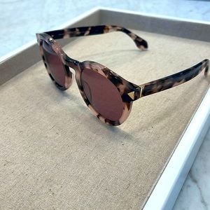 *NWT* Stella & Dot Casey Sunglasses - Blush Tortoise